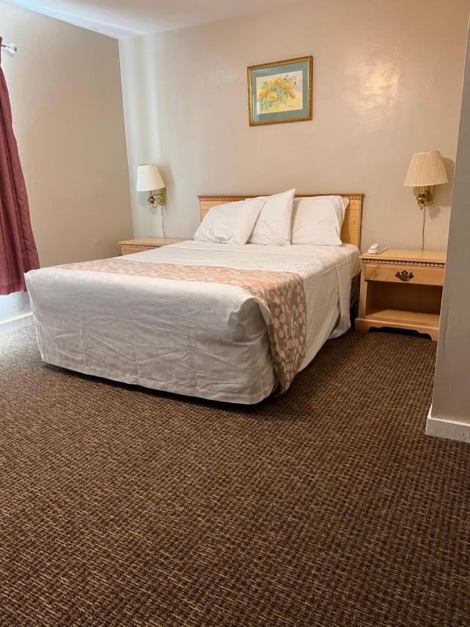 Oswego Inn Buitenkant foto