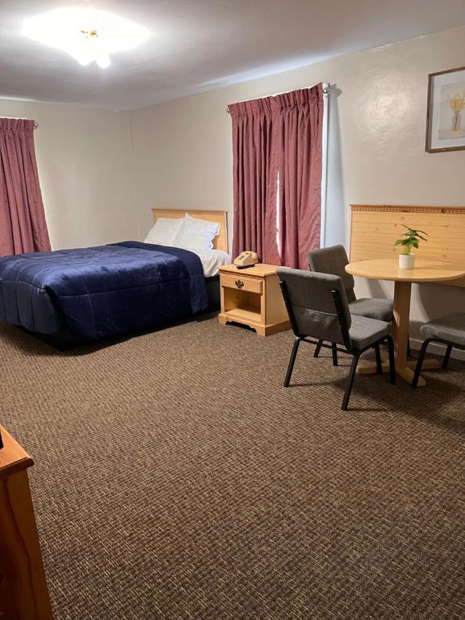 Oswego Inn Buitenkant foto