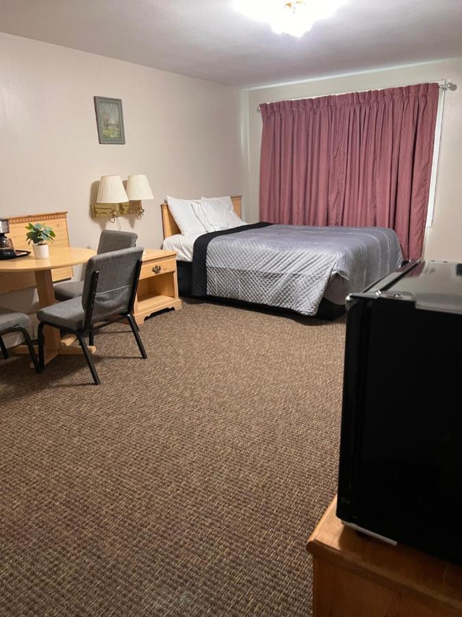 Oswego Inn Buitenkant foto