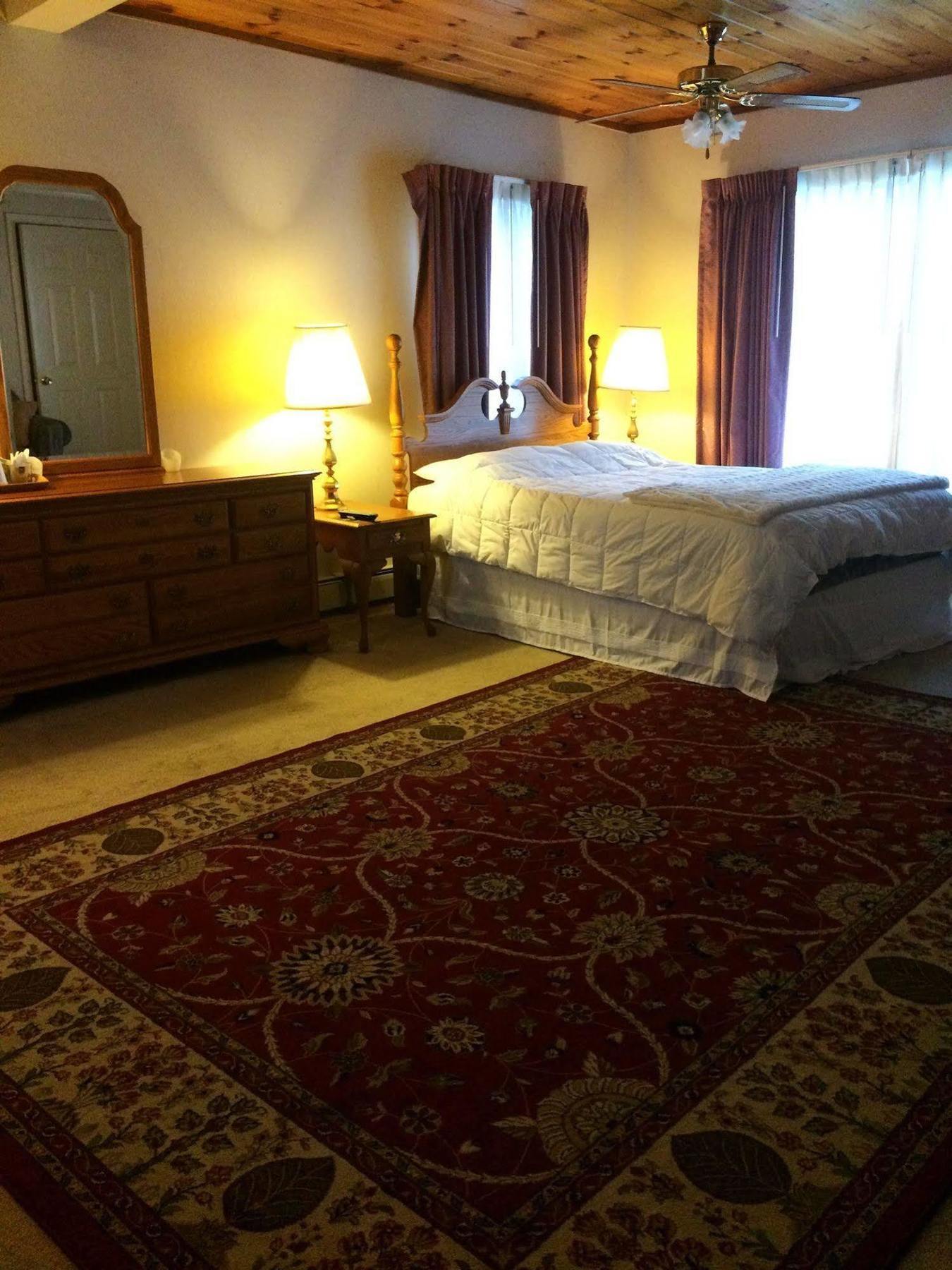 Oswego Inn Buitenkant foto