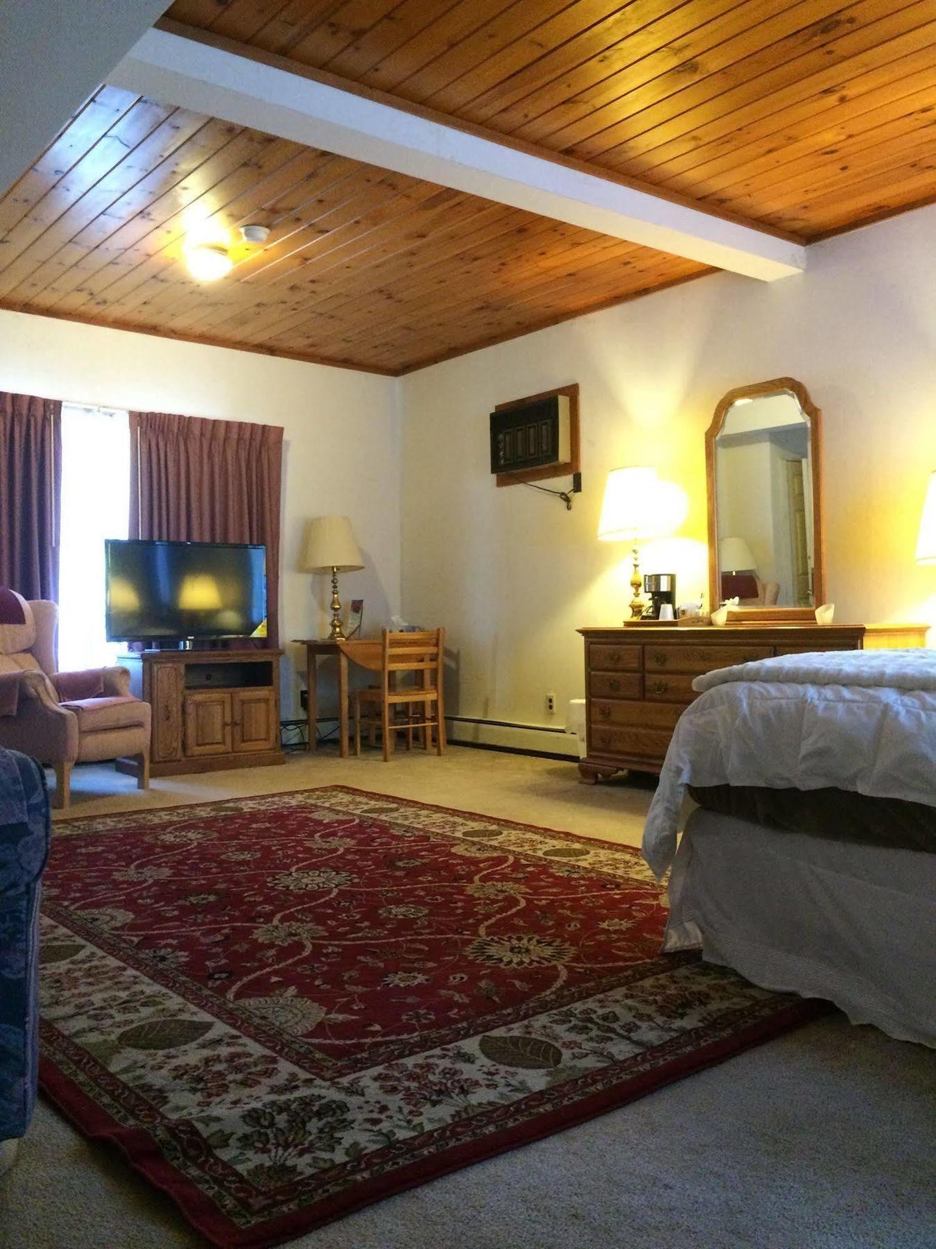 Oswego Inn Buitenkant foto